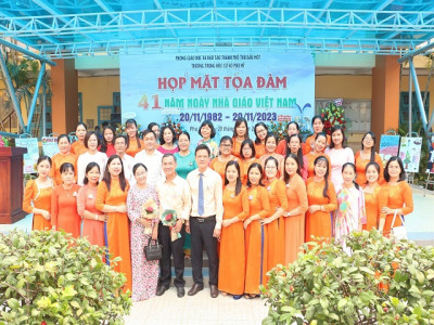 Trường THCS Phú Mỹ tổ chức các hoạt động chào mừng kỷ niệm 41 năm ngày Nhà giáo Việt Nam (20/11/1982 - 20/11/2023)
