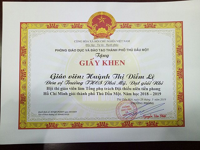 Chúc mừng Cô Huỳnh Thị Diễm Lệ đạt giải nhì - Hội thi Tổng phụ trách Đội giỏi cấp Thành phố, Năm học: 2018 - 2019