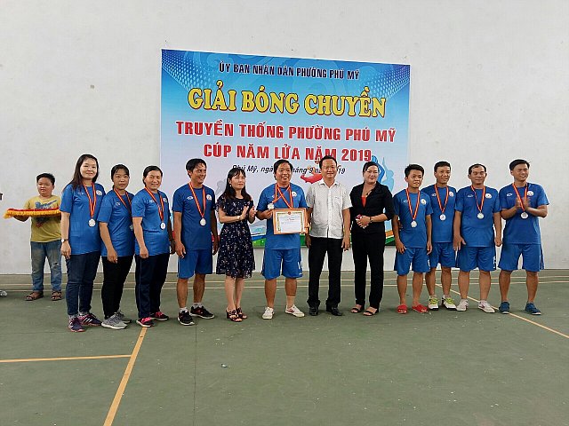 Đạt hạng 2 - Giải bóng chuyền truyền thống phường Phú Mỹ năm 2019