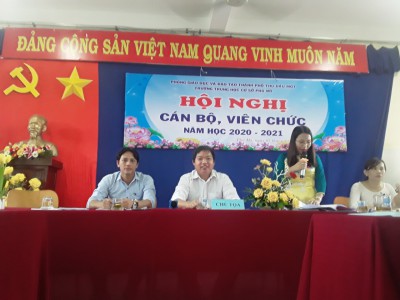 Hội nghị cán bộ, viên chức