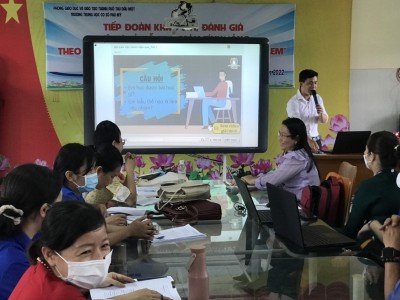 Chương trình tập huấn dạy kỹ năng sống cho giáo viên trường THCS Phú Mỹ