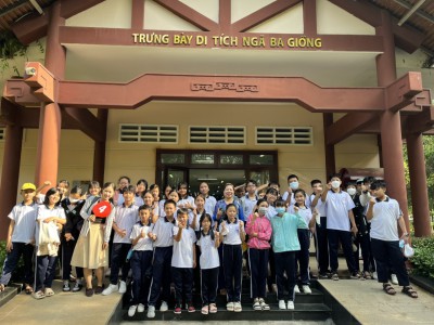 Trường THCS Phú Mỹ tổ chức hoạt động trải nghiệm ngoài nhà trường cho học sinh khối 6, khối 7 năm học 2022-2023