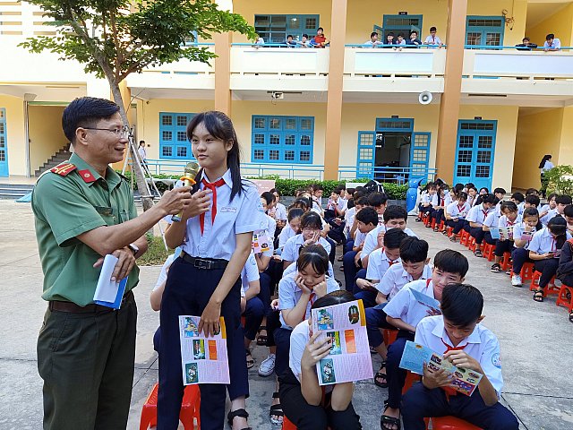 Liên đội tổ chức chuyên đề "Phòng chống bạo lực học đường"