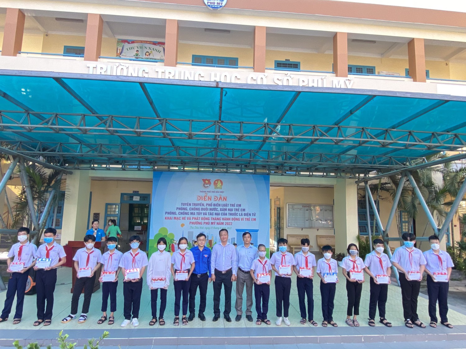 Liên đội Trường THCS Phú Mỹ tổ chức lễ khai mạc hè