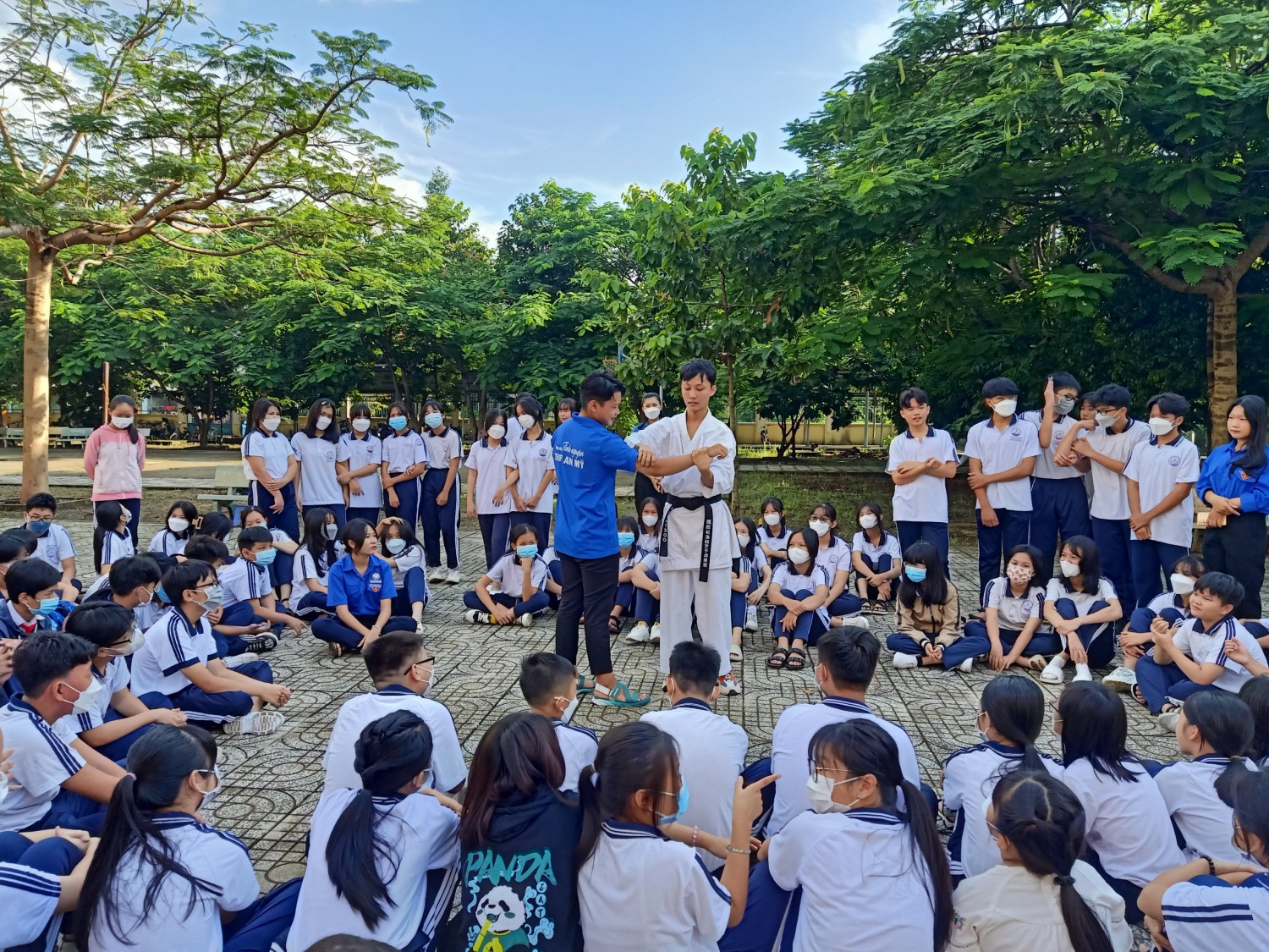 Trường THCS Phú Mỹ tổ chức sinh hè cho học sinh hàng tuần